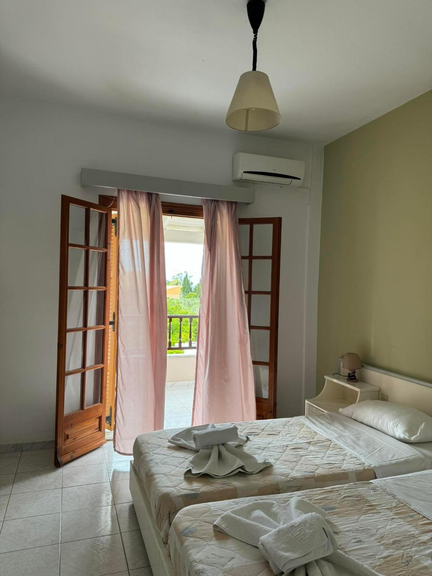 Villa Sofia Acharavi  Esterno foto