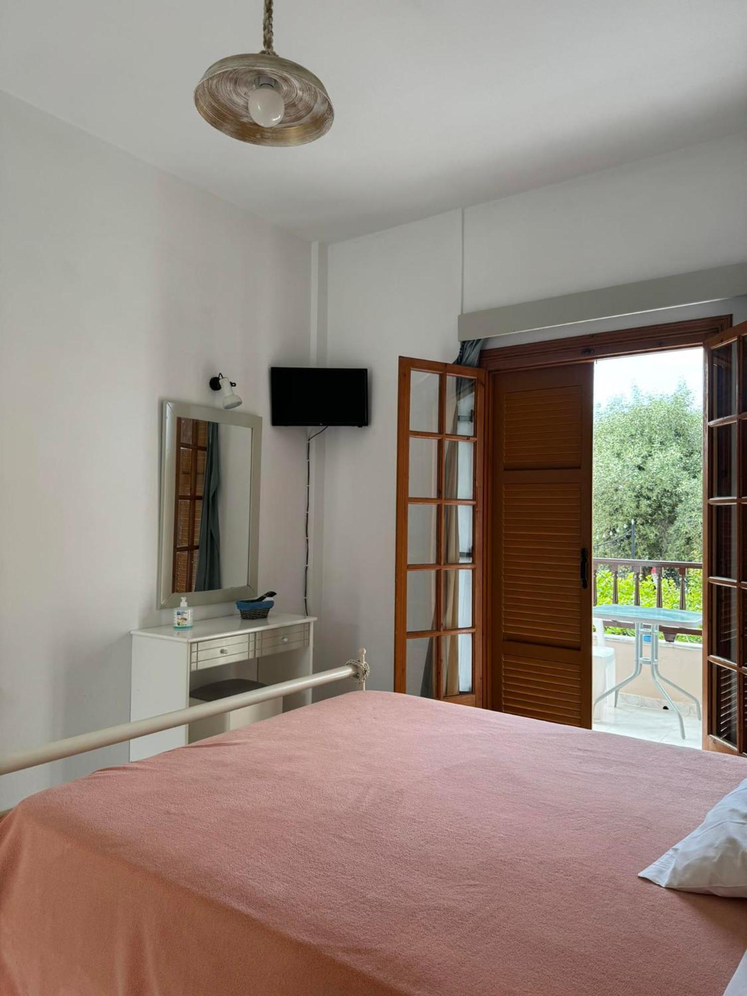 Villa Sofia Acharavi  Esterno foto